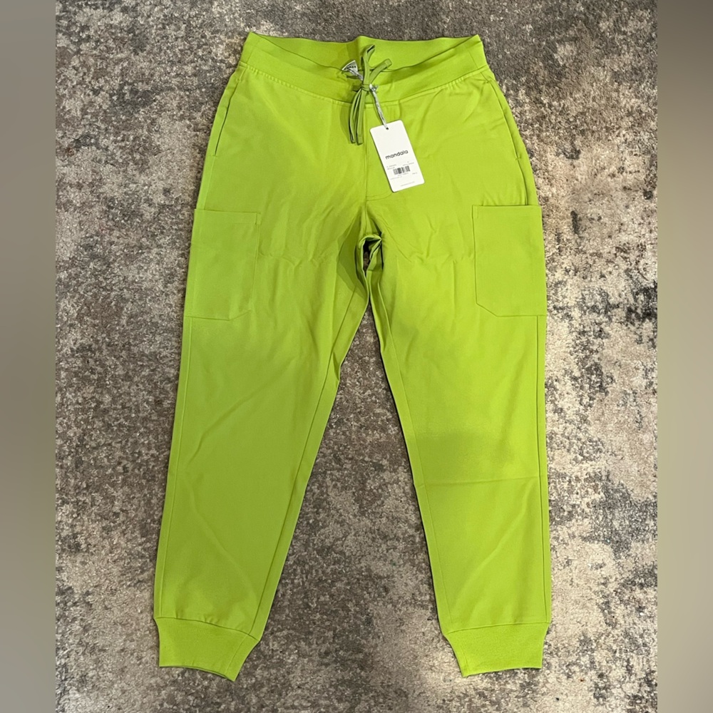 Mandala Womens Bright Green Jogger Scrub Pants